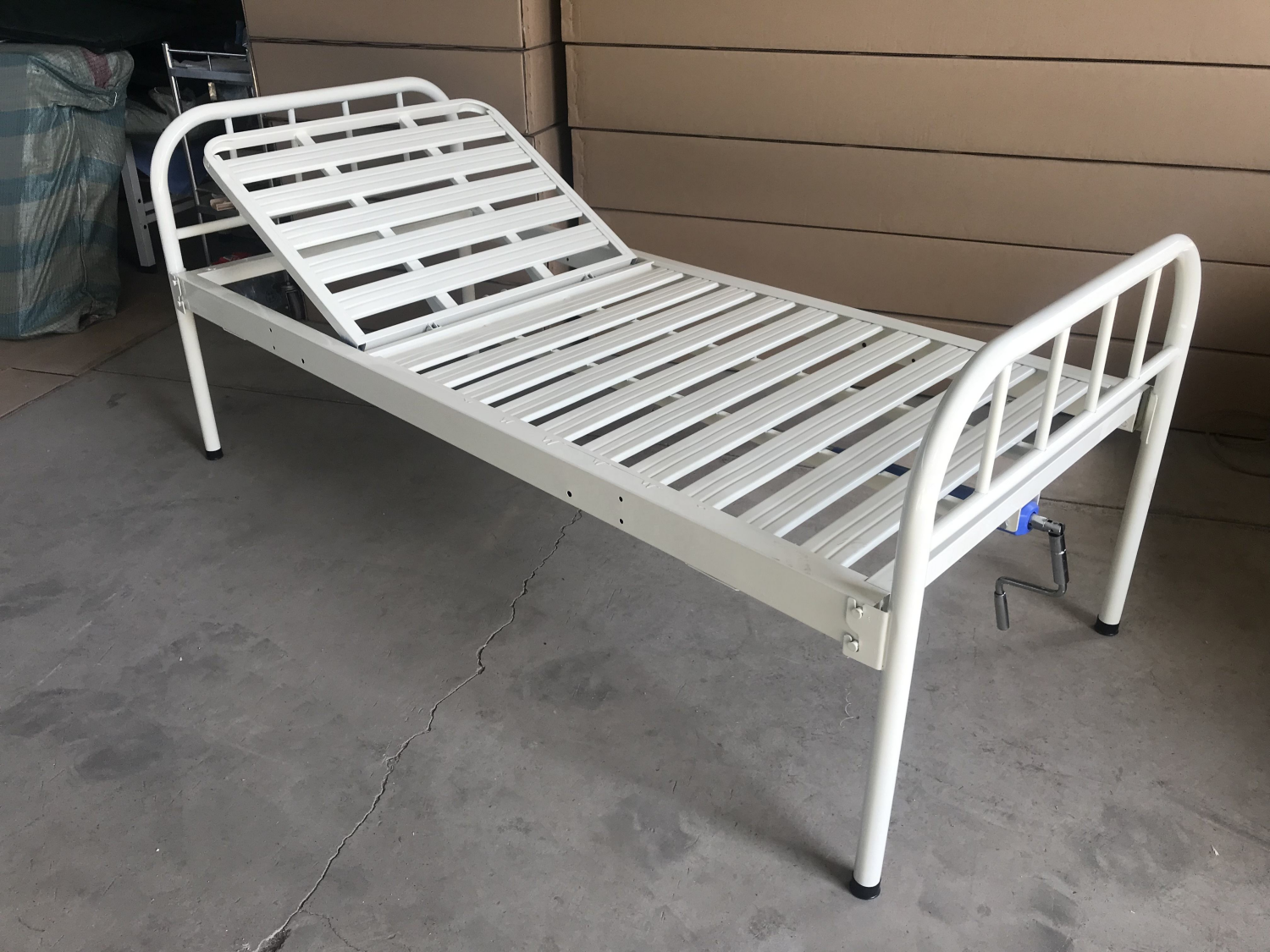 1 Crank Manual Hospital Bed Single Function Design