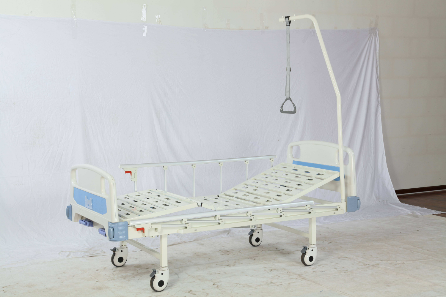 High Quality 2 Function Manual Hospital ICU Bed for Patient Care